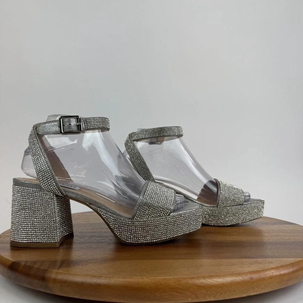 Womens Steve Madden Mercerr Silver Rhinestone Platform Sandal Heels Size 7 M GUC